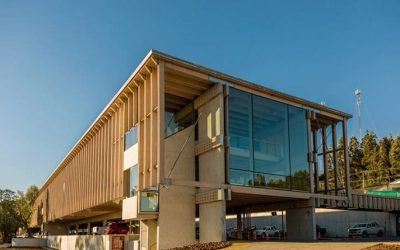 Edificio Corporativo de CMPC: La nobleza de la madera